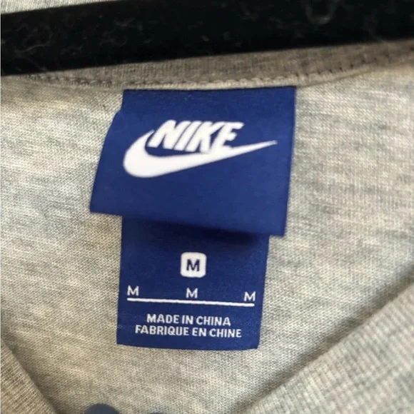 Nike Women's Gray Tank Top - Picture 3 of 5